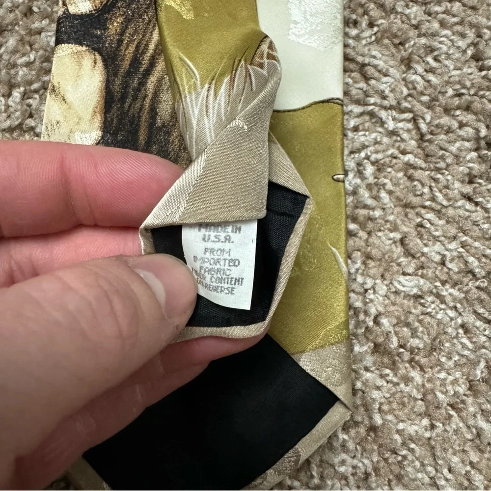 Animal‎ Tracks African Safari Animal Print Novelty Tie 100% Polyester - Picture 4 of 5